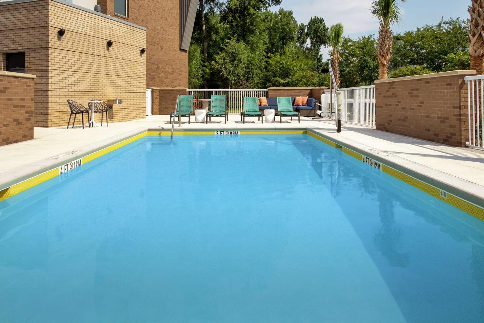 Tru By Hilton Mt Pleasant Charleston Hotel Mount Pleasant Bagian luar foto